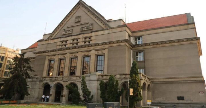 Прагадан Карлов университетіне түсу: Абитуриенттерге толық нұсқаулық